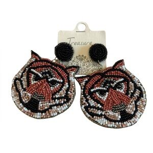 NWT Beaded Tiger Face Earrings